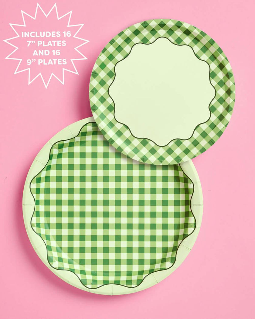 Christmas Cottage Plates Set - 32 paper plates, 2 sizes