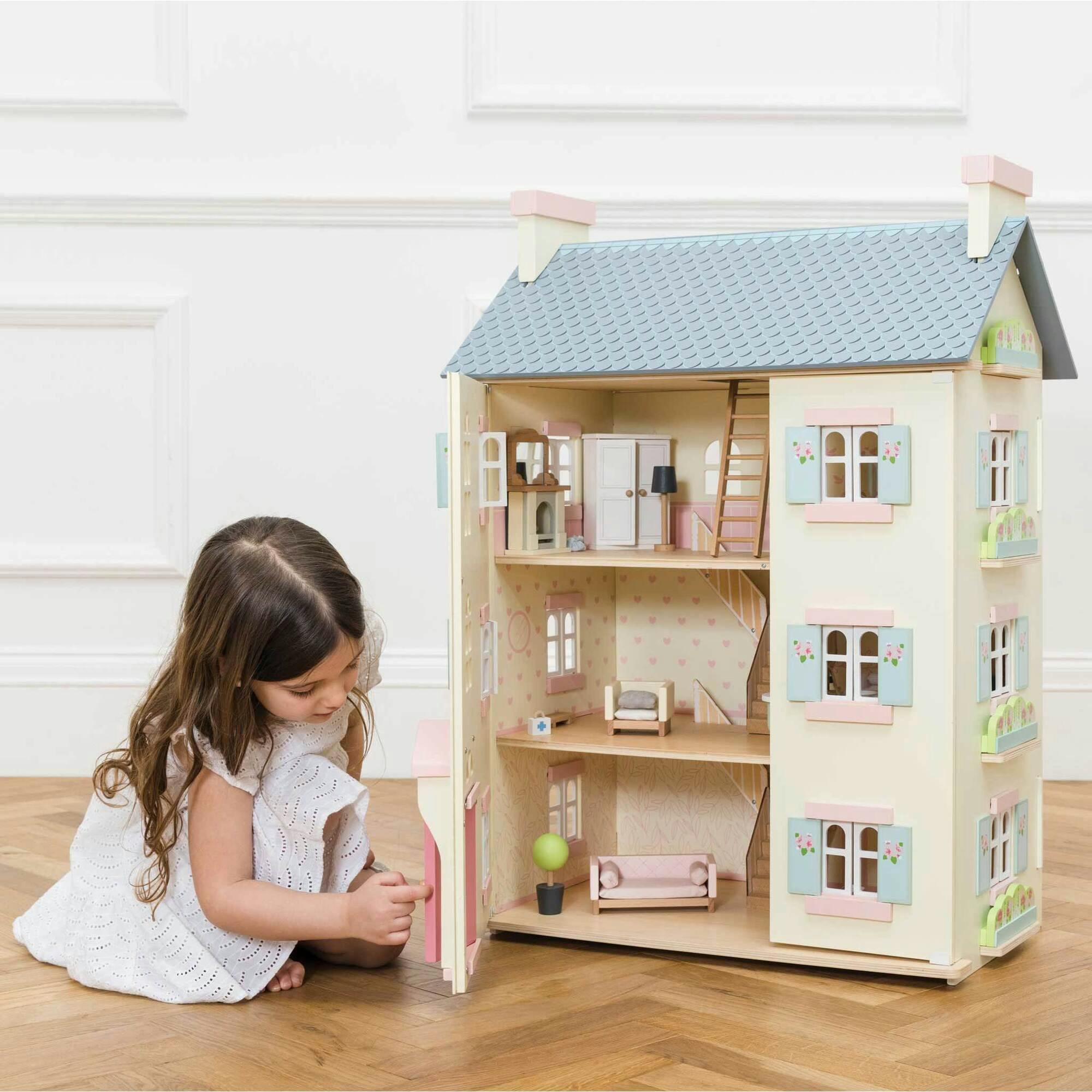 Cherry Tree Hall Wooden Dolls House