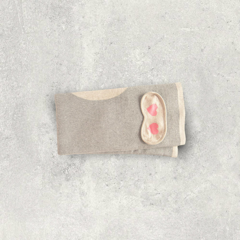 Crazy Hearts Blanket Travel Set