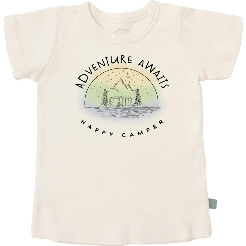 graphic tee | adventure awaits