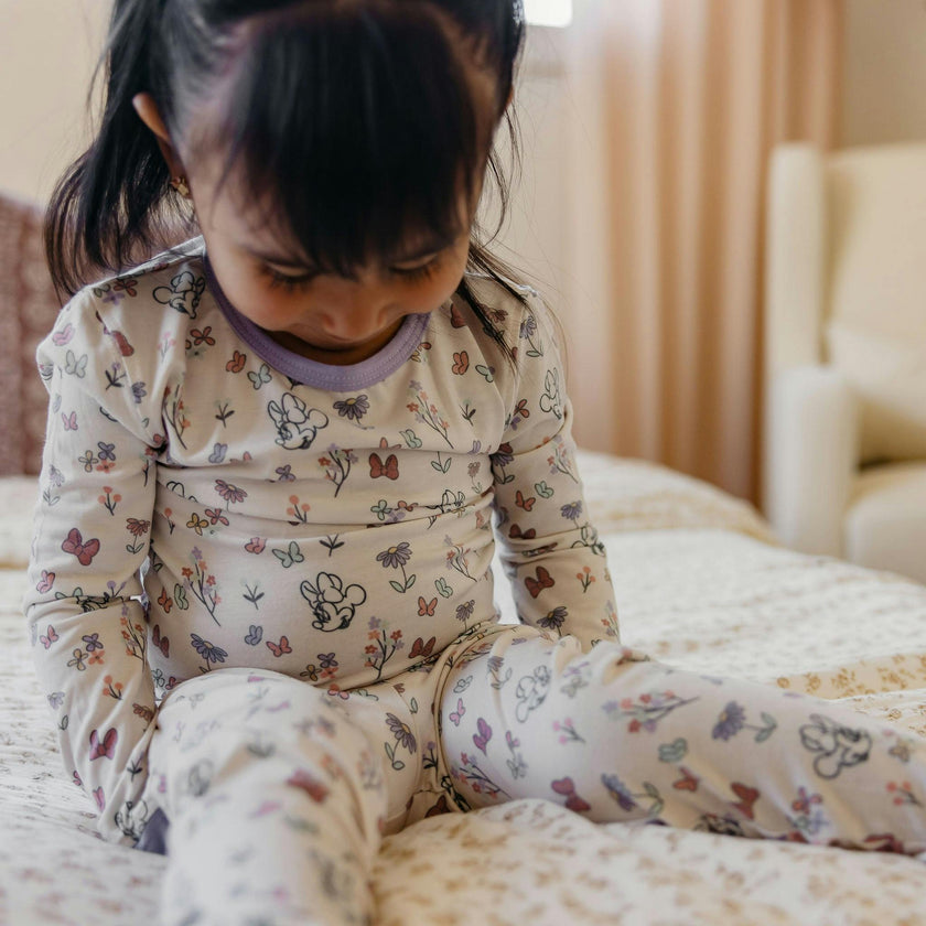 2pc Long Sleeve Pajama Set - Minnie Mouse's Bowquet