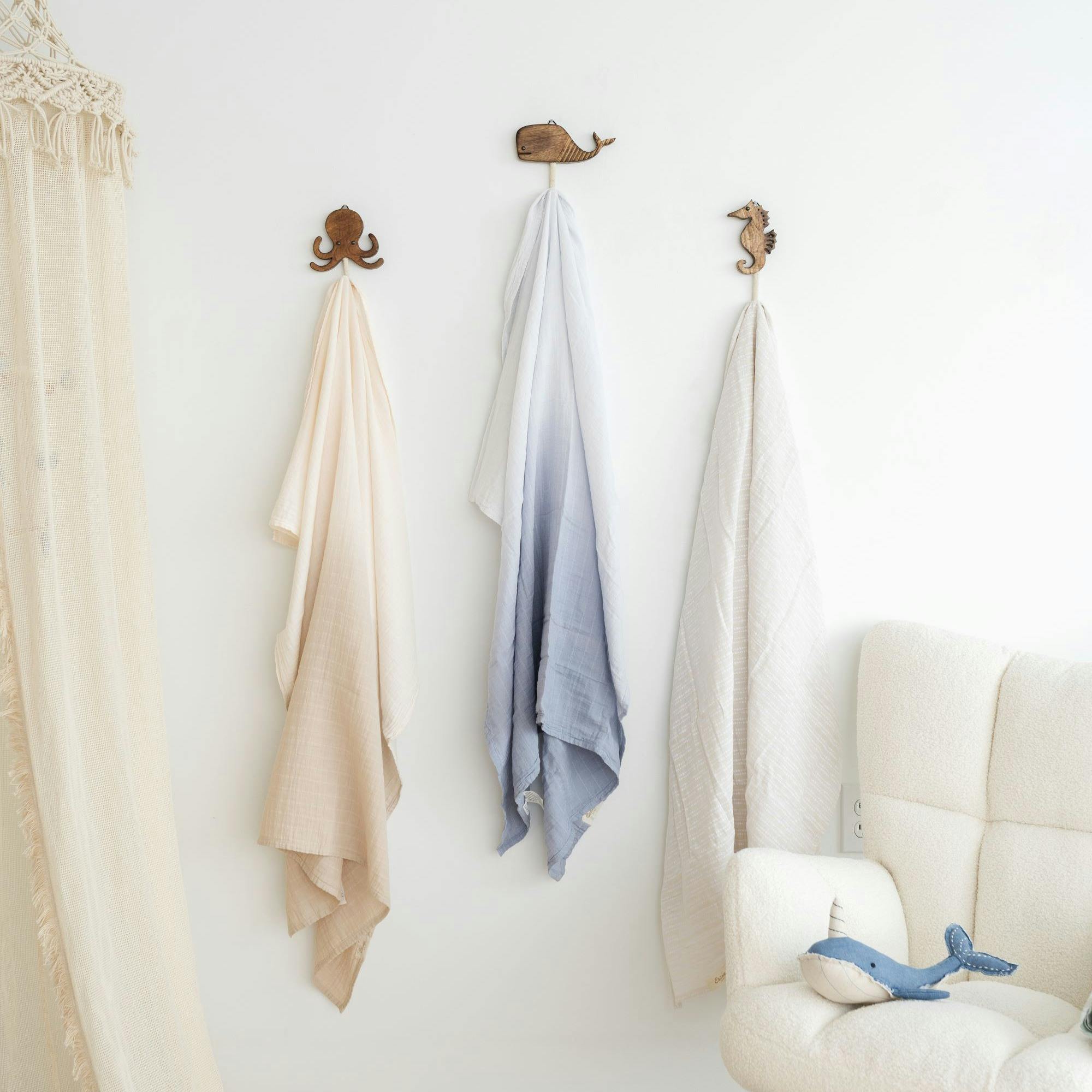 Cove Coastal Wooden Wall Hooks (Set of 4)