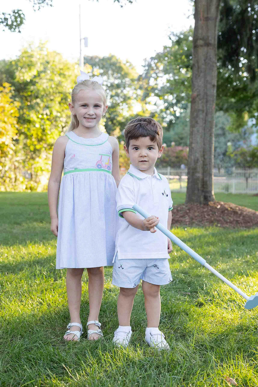 Check Seersucker Short With Golf Clubs