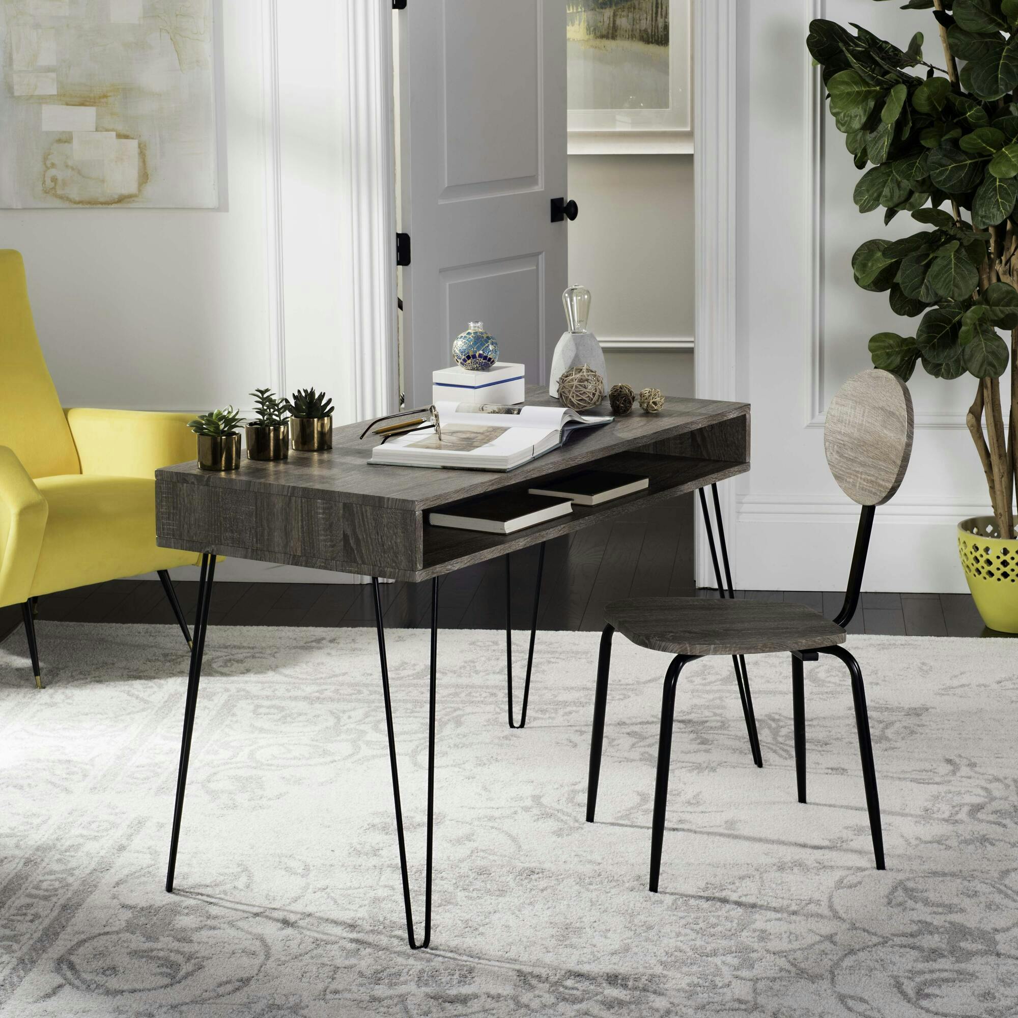 Winta Desk + Chair