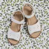 Classic Sandal with Scallop