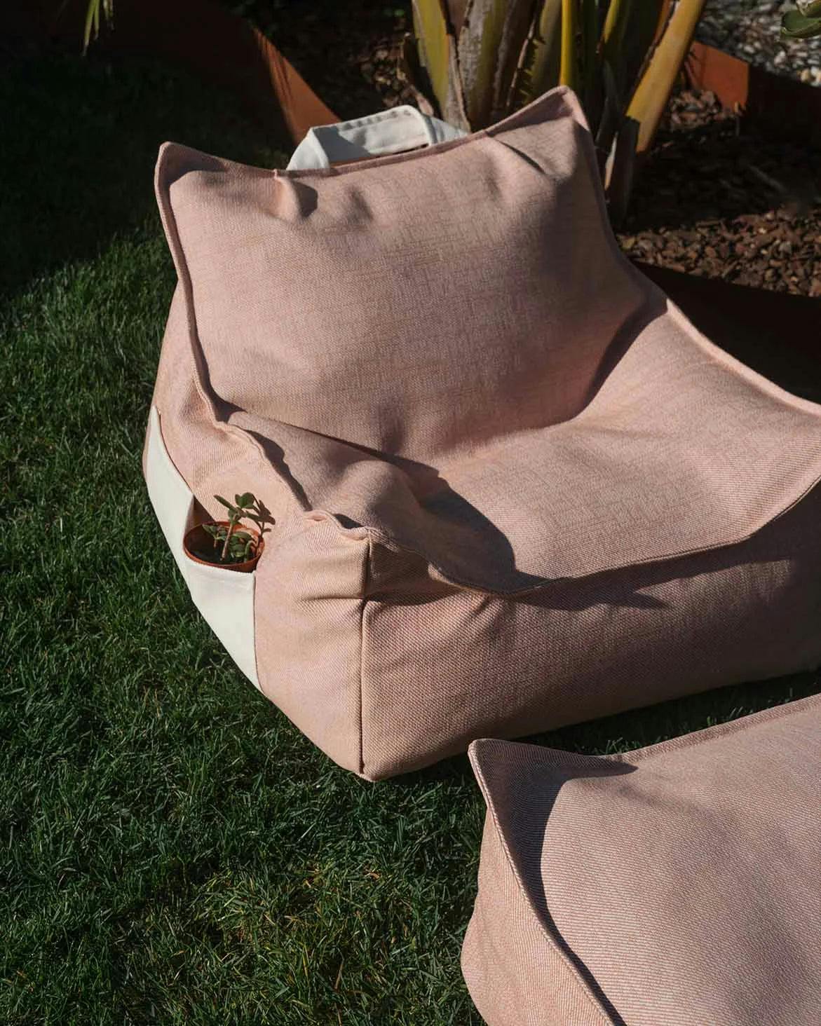 Seashell Outdoor Beanbag Chair