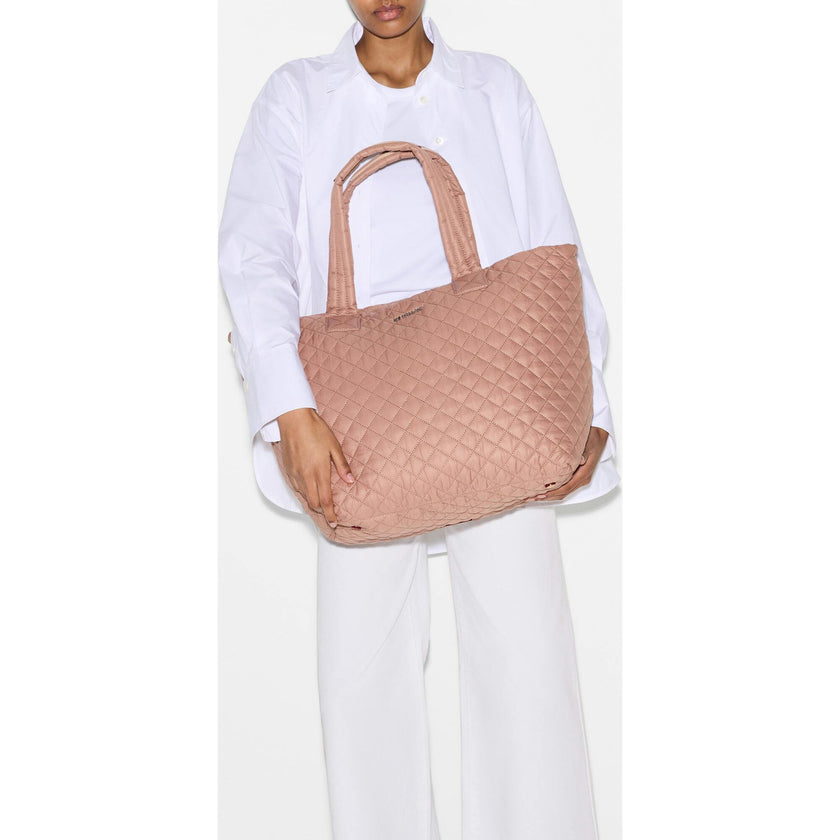 Black Large Metro Tote Deluxe
