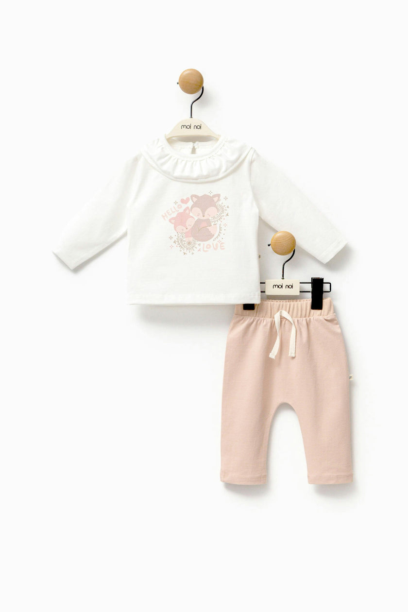 White Fox Graphic Outfit