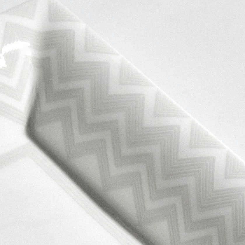 Tray Zig Zag Rectangular Large In Luxury Box White 8.5" X 6.75"