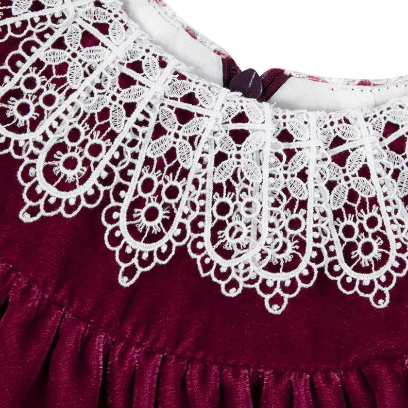 Dress With Lace Collar