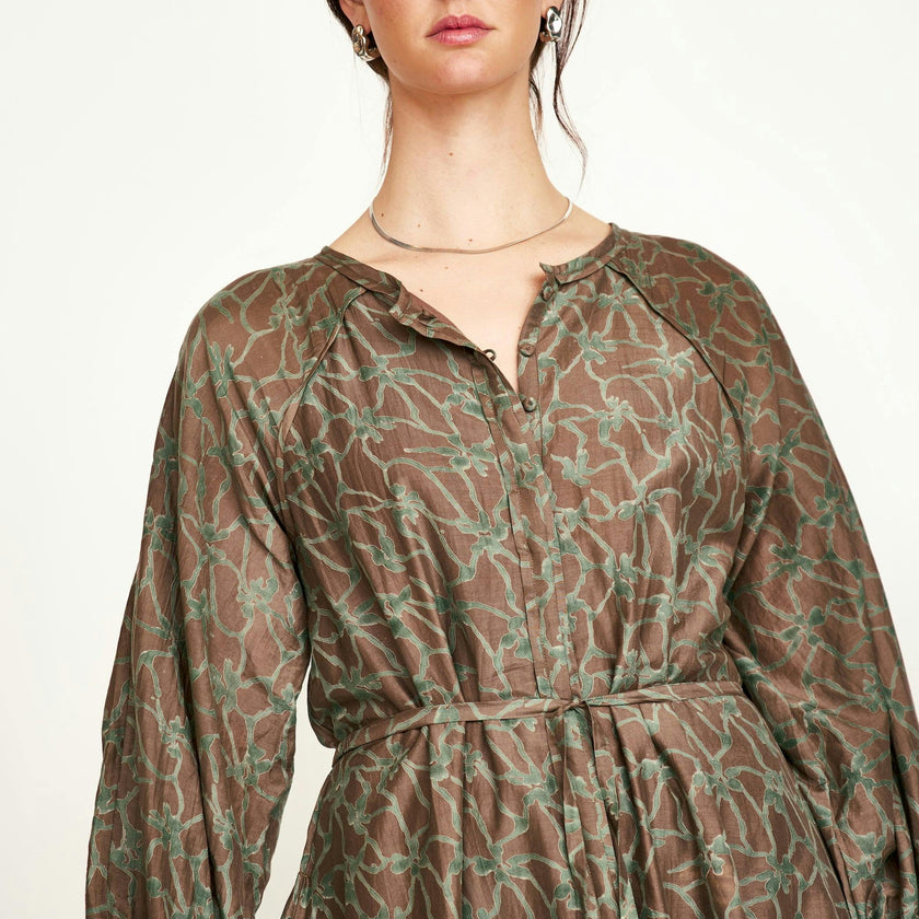 Somerset Dress in Molten Kudzu
