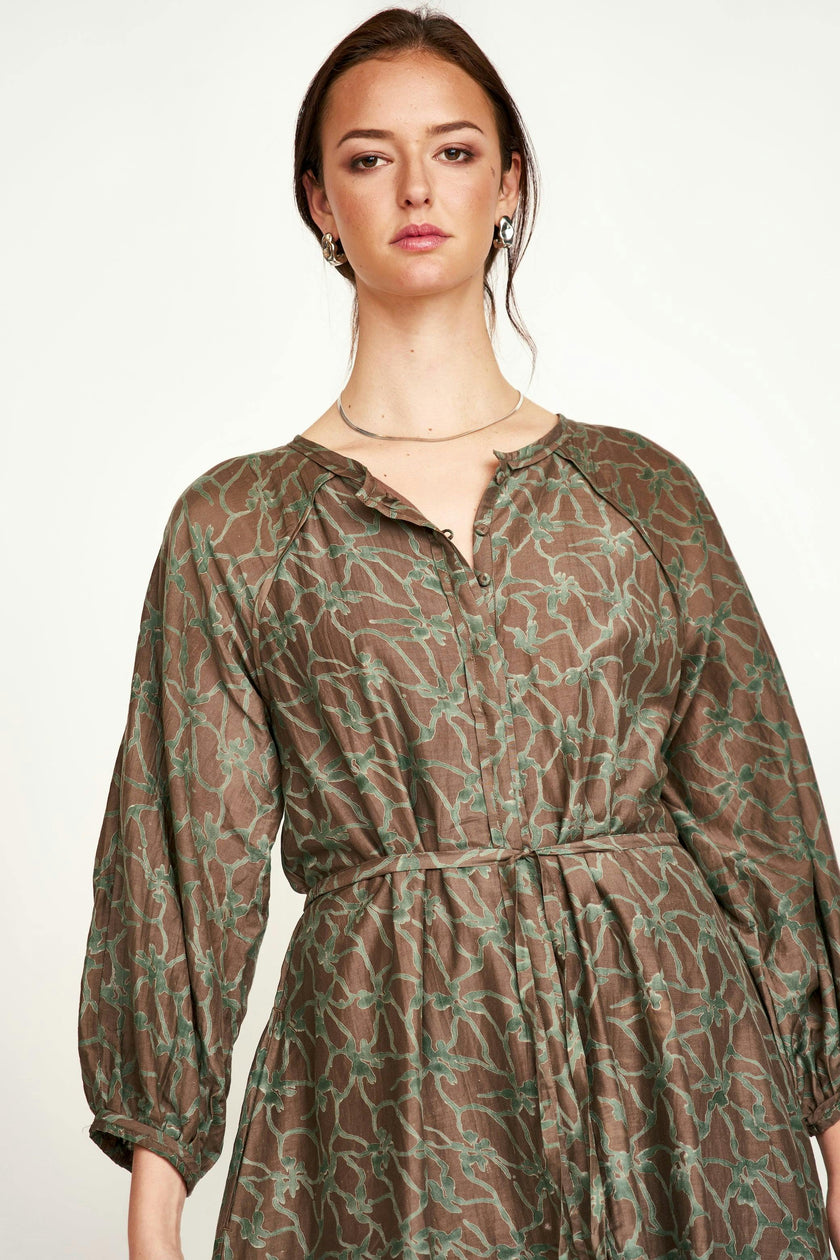 Somerset Dress in Molten Kudzu