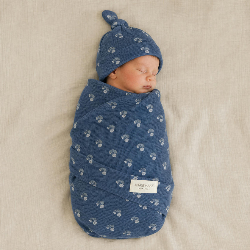 Organic Swaddle Blanket & Hat Set - Indigo Blossom