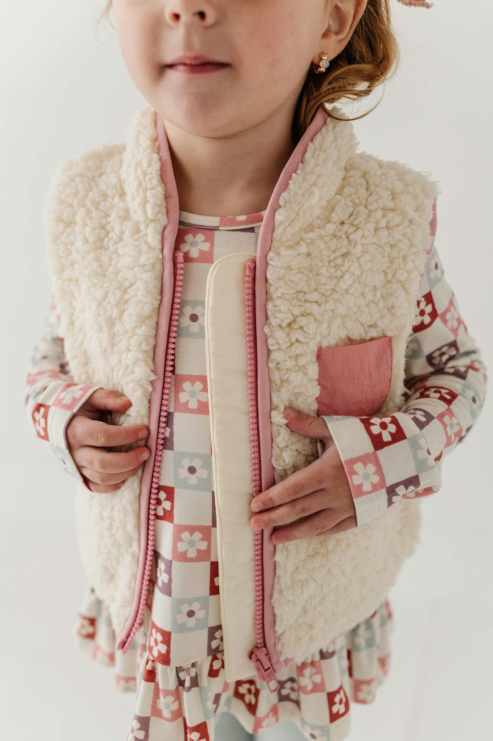 Sherpa Zipper Vest in Cream and Rose Elegance