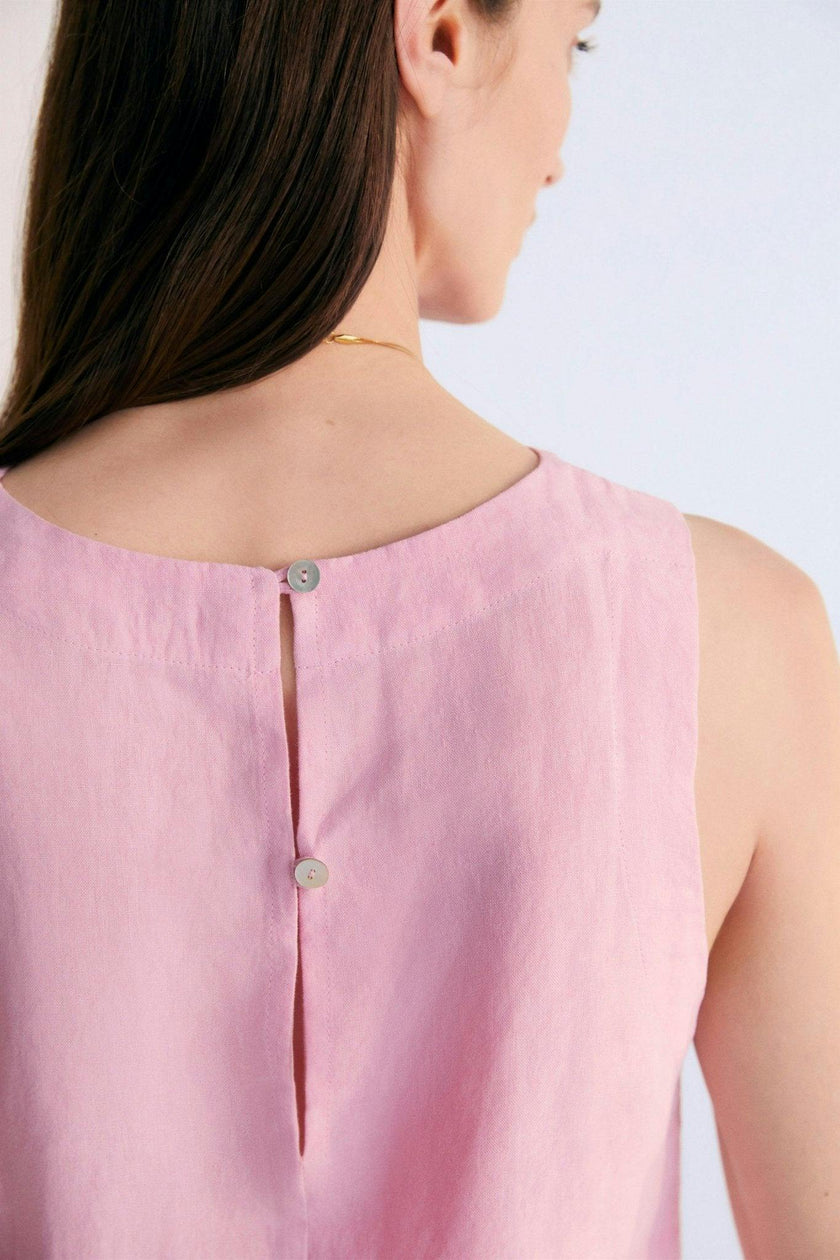 Hera Woman Top Hibiscus
