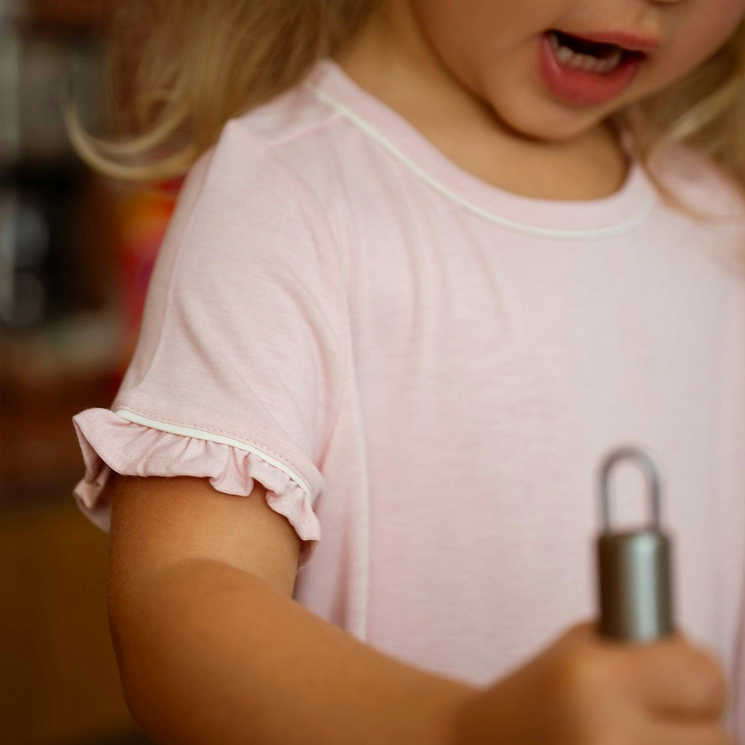 Magnetic Nightgown