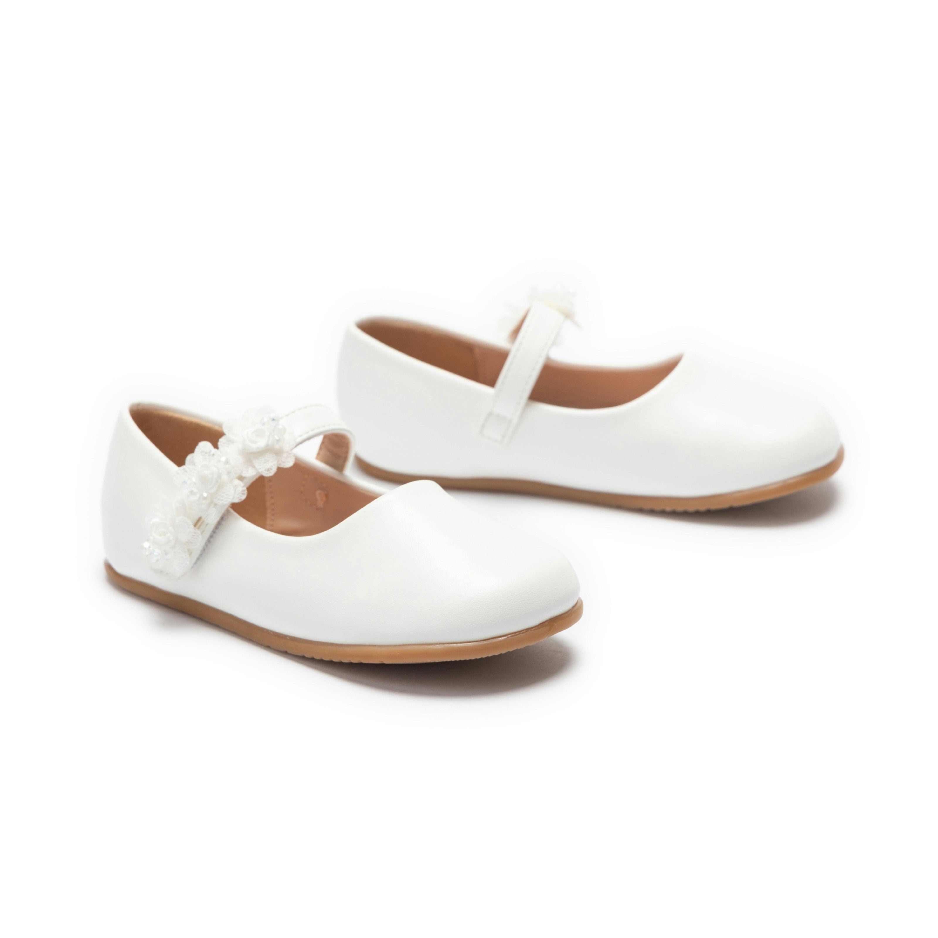 White Lyra Flower Shoes