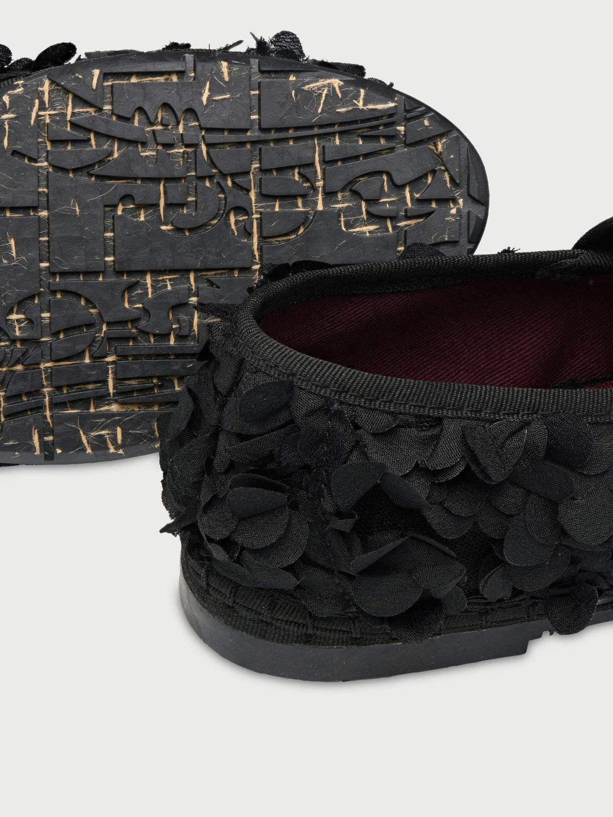Pierre Lotus Black