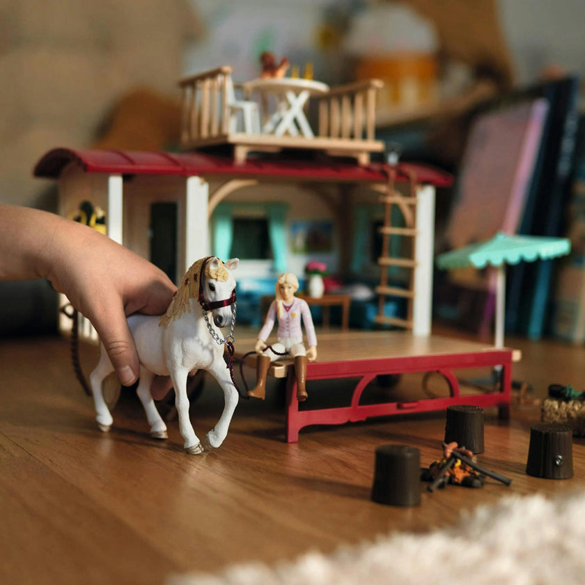 Schleich Club: Caravan For Secret Club Meetings - 95 Piece Playset
