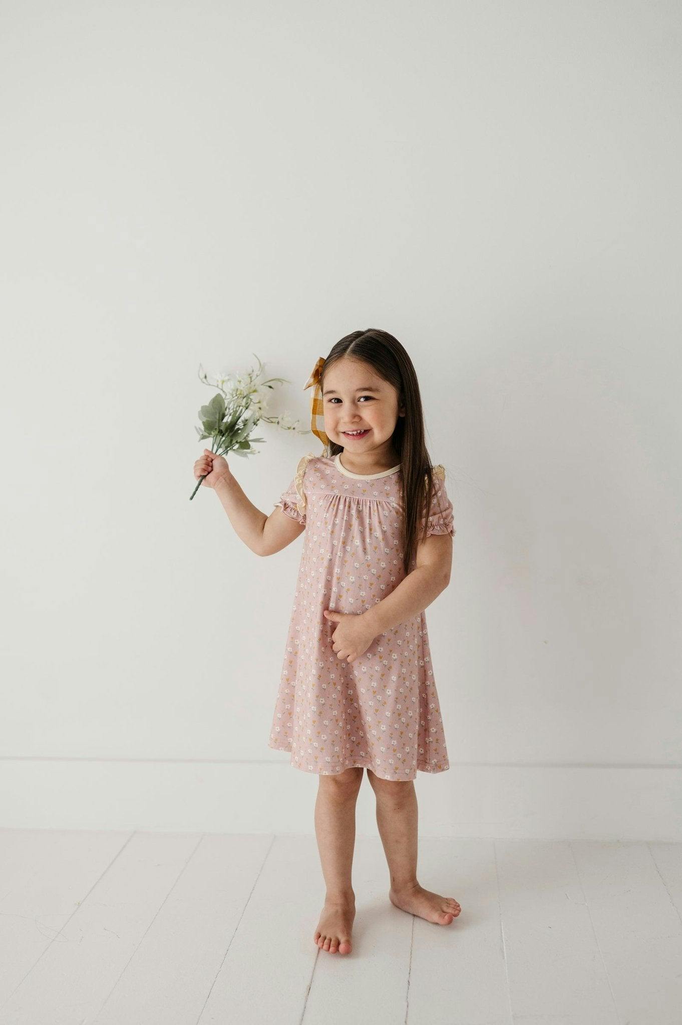 Girls Night Gown in Mini Daisy