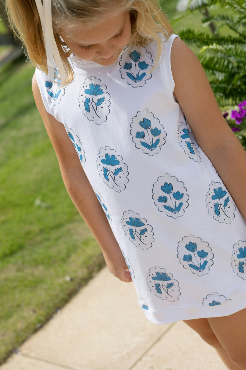 Dashwood Set | Tunic Top and Shorts | Medallion Flower White