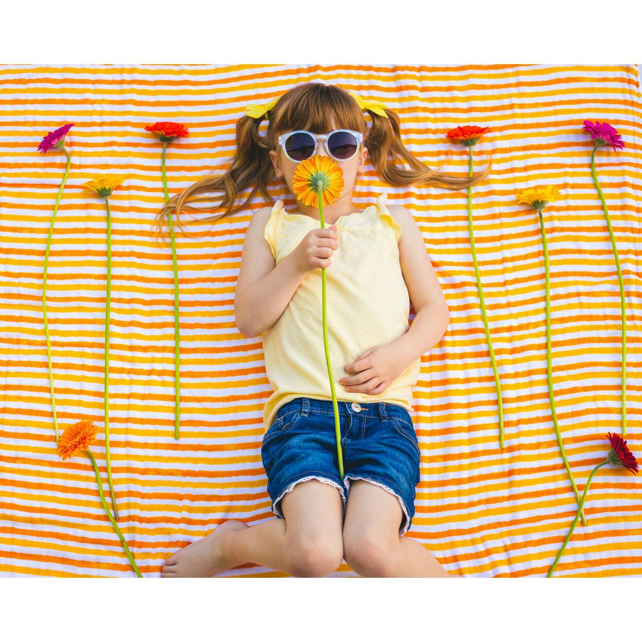 Organic Muslin Four-Layer Reversible Snug Blanket