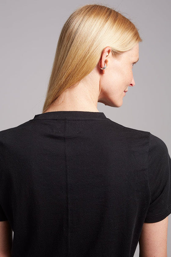 LARA CREW T-SHIRT | BLACK