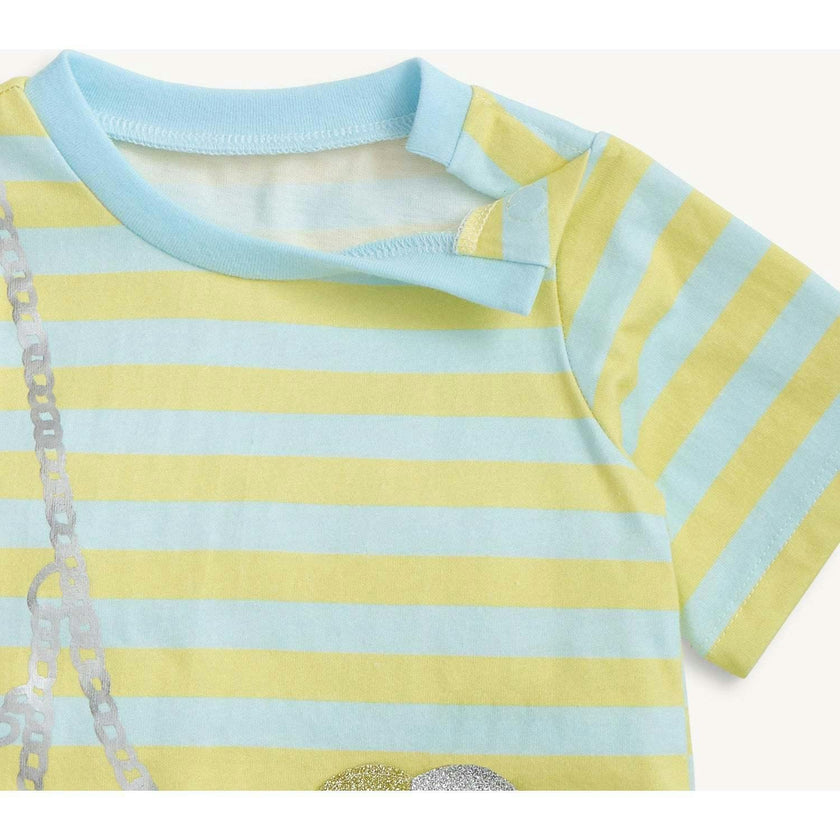 Magnetic Peek-A-Pocket T-Shirt & Shorts Set
