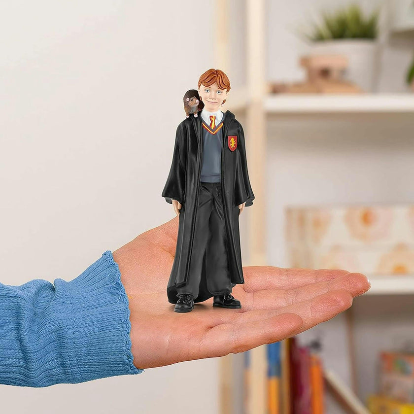 Schleich Wizarding World of Harry Potter: 2-Piece Set: Ron & Scabbers