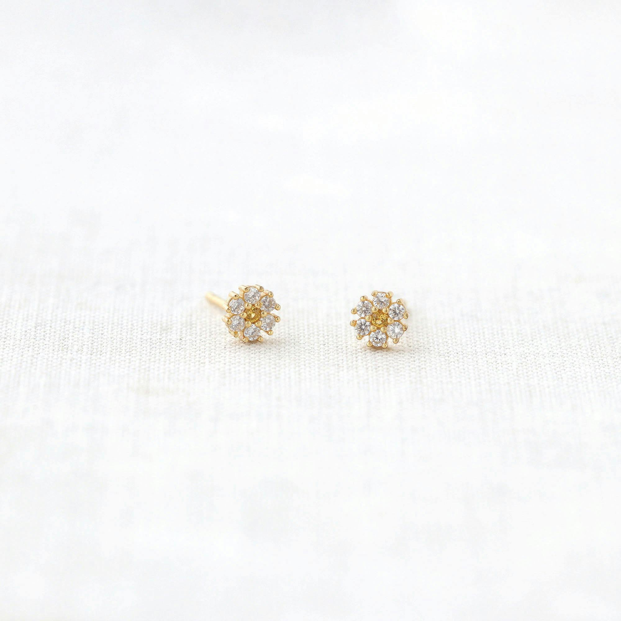Daisy Crystal Stud Earrings