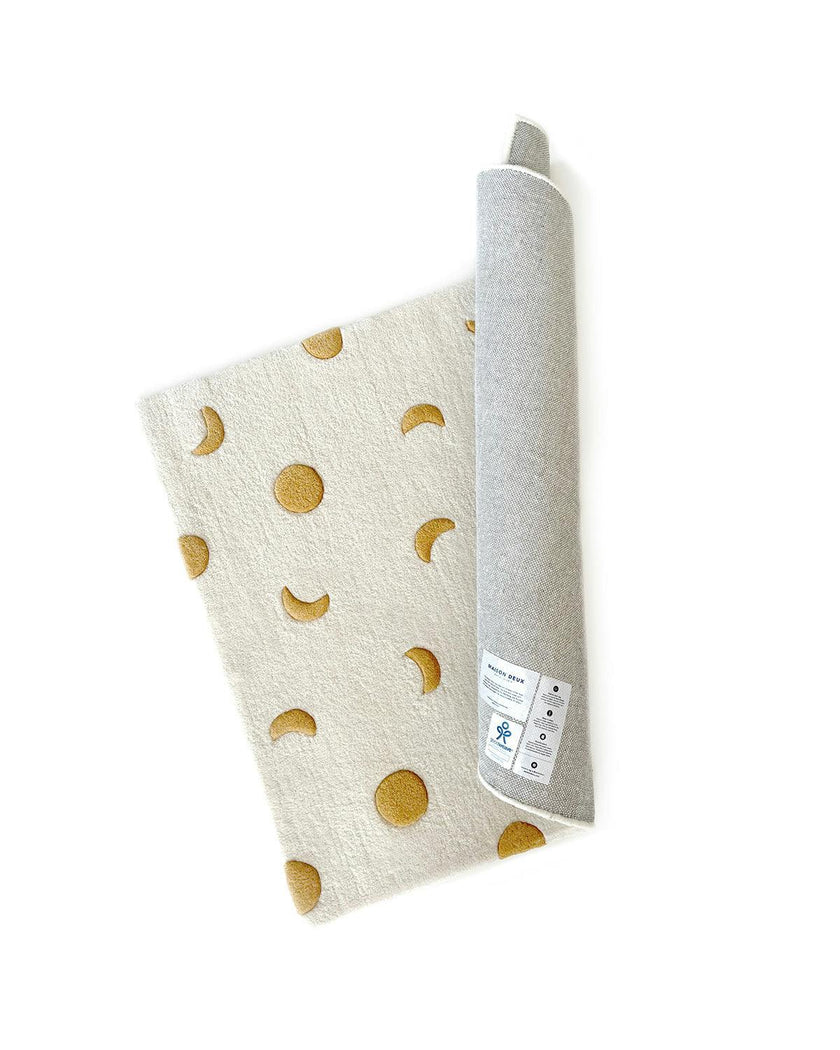 Moons Rug, Multi