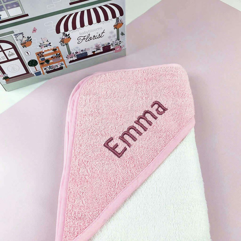 Personalized Three Little Giraffes Luxury New Baby Hamper