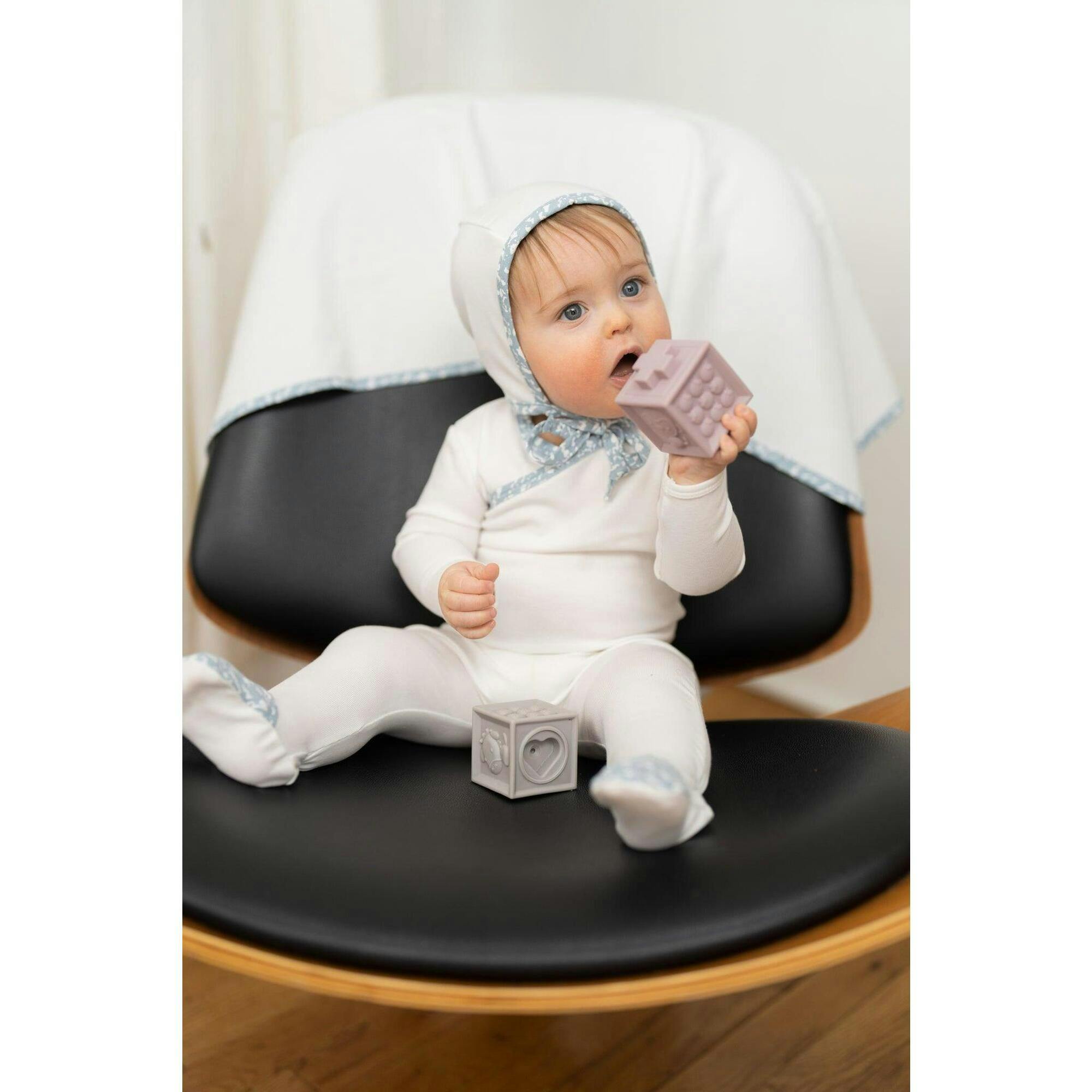Speckled Wrap Footie