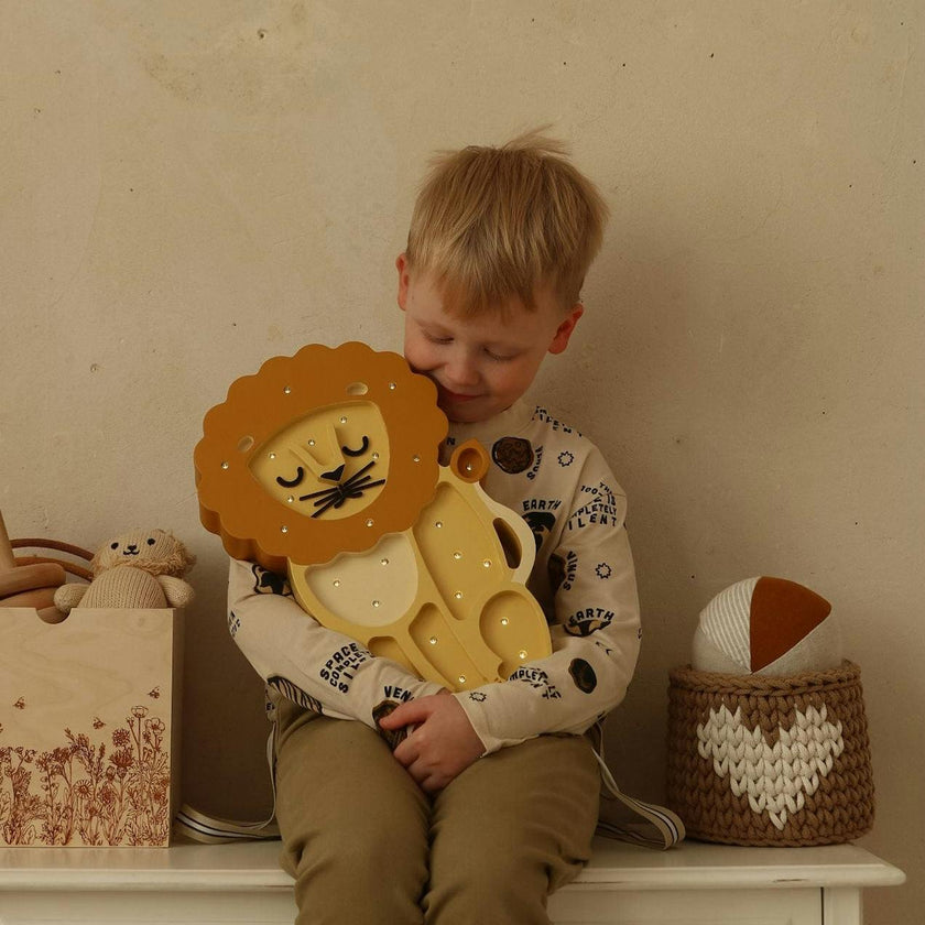 Little Lights Lion Lamp