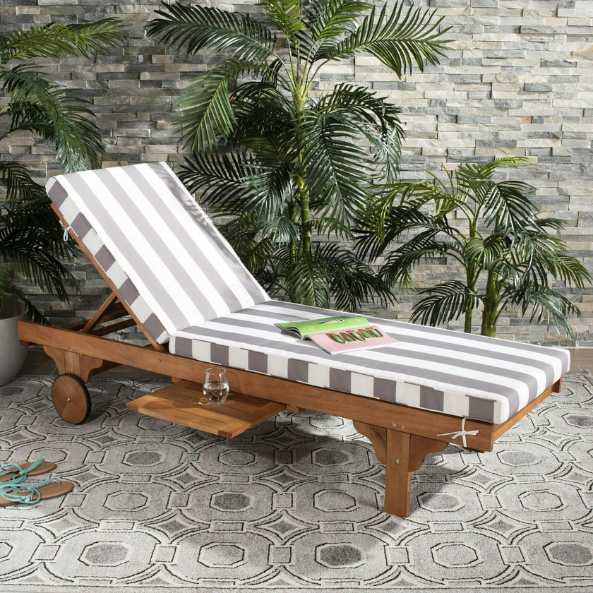 Newport Lounge Chair