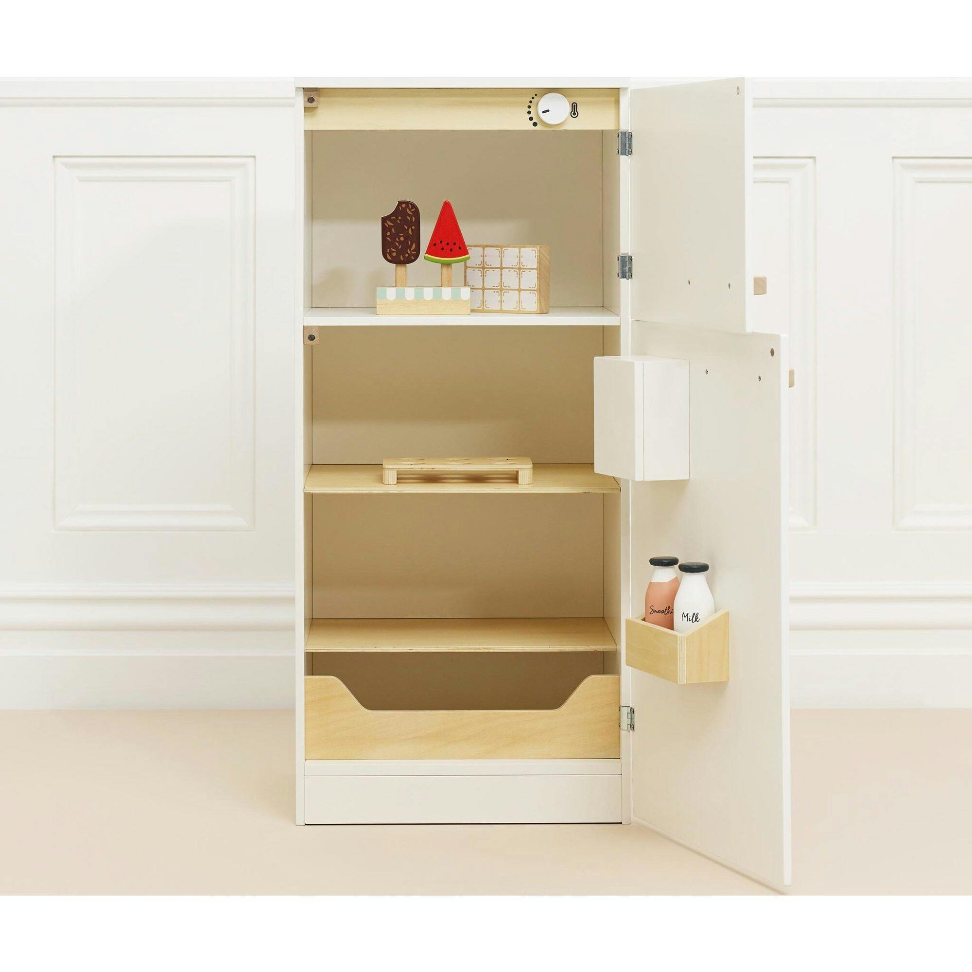 Kitchen Freestanding Fridge Freezer