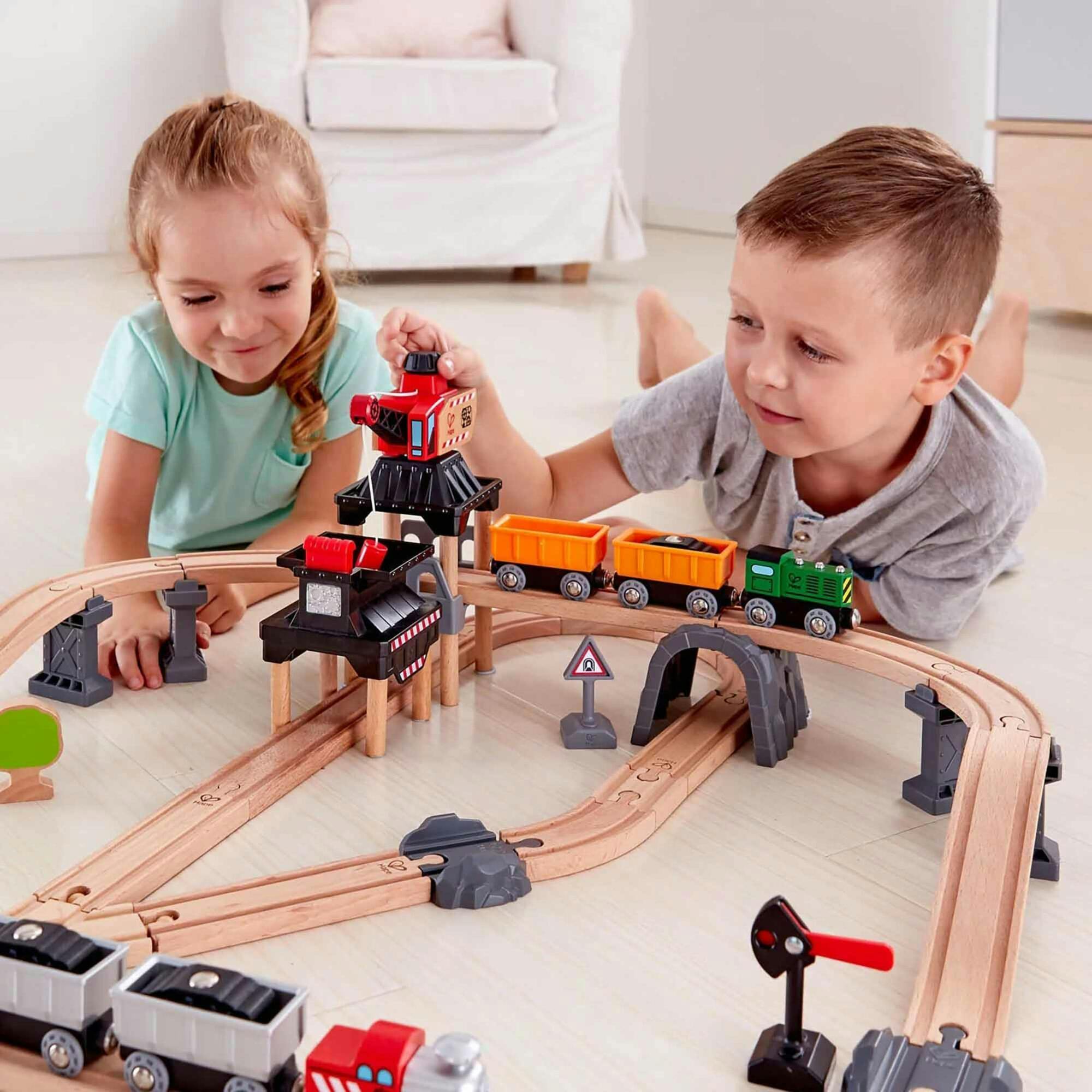 Hape: Mining Loader Set - 12pc Train Yard Playset