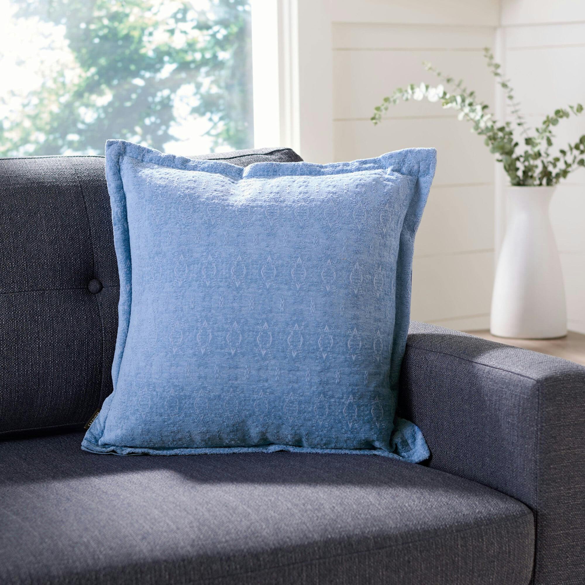 Zendia Pillow