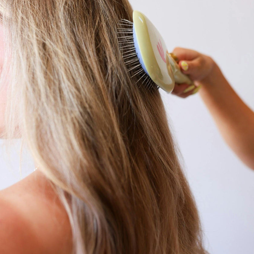 SCALP TO ENDS BRUSH