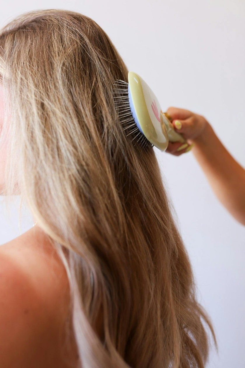 SCALP TO ENDS BRUSH