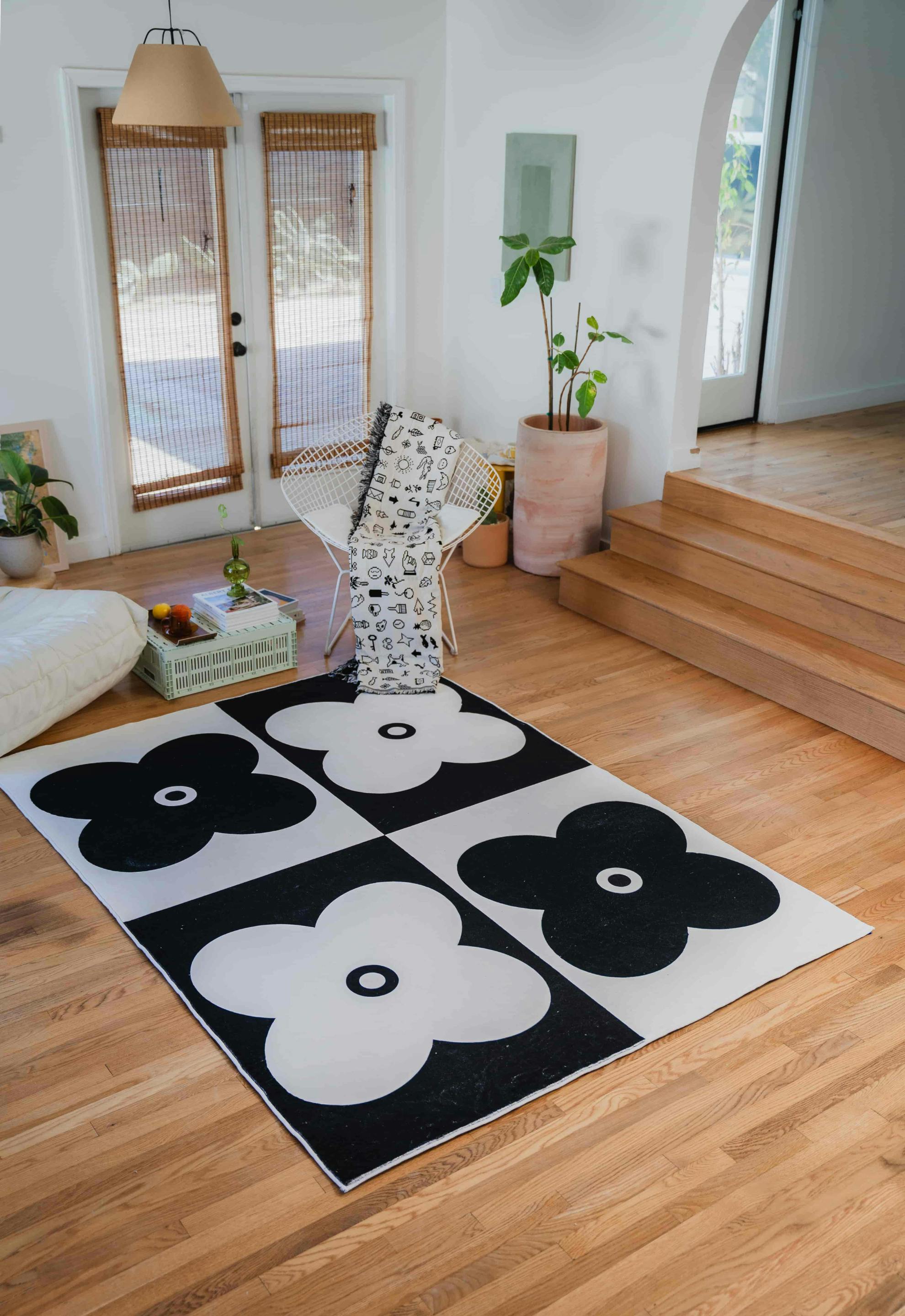 Black and White Four Leaf Clover Rug