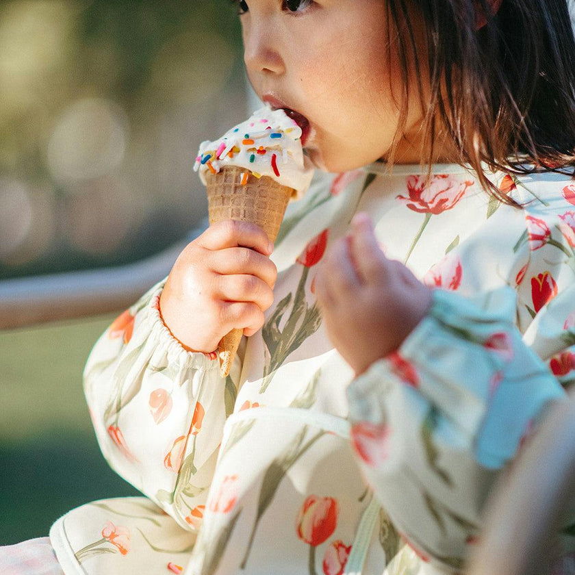 Tulip Long Sleeve Pocket Bib