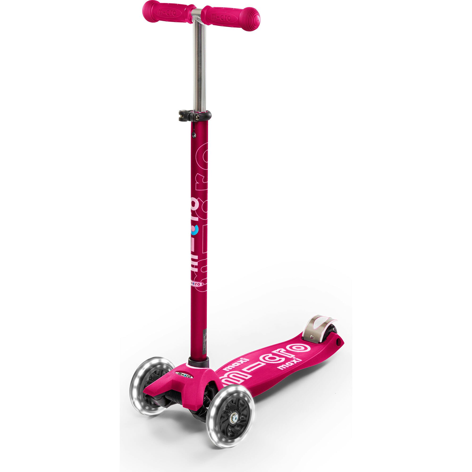 Micro Maxi LED Scooter