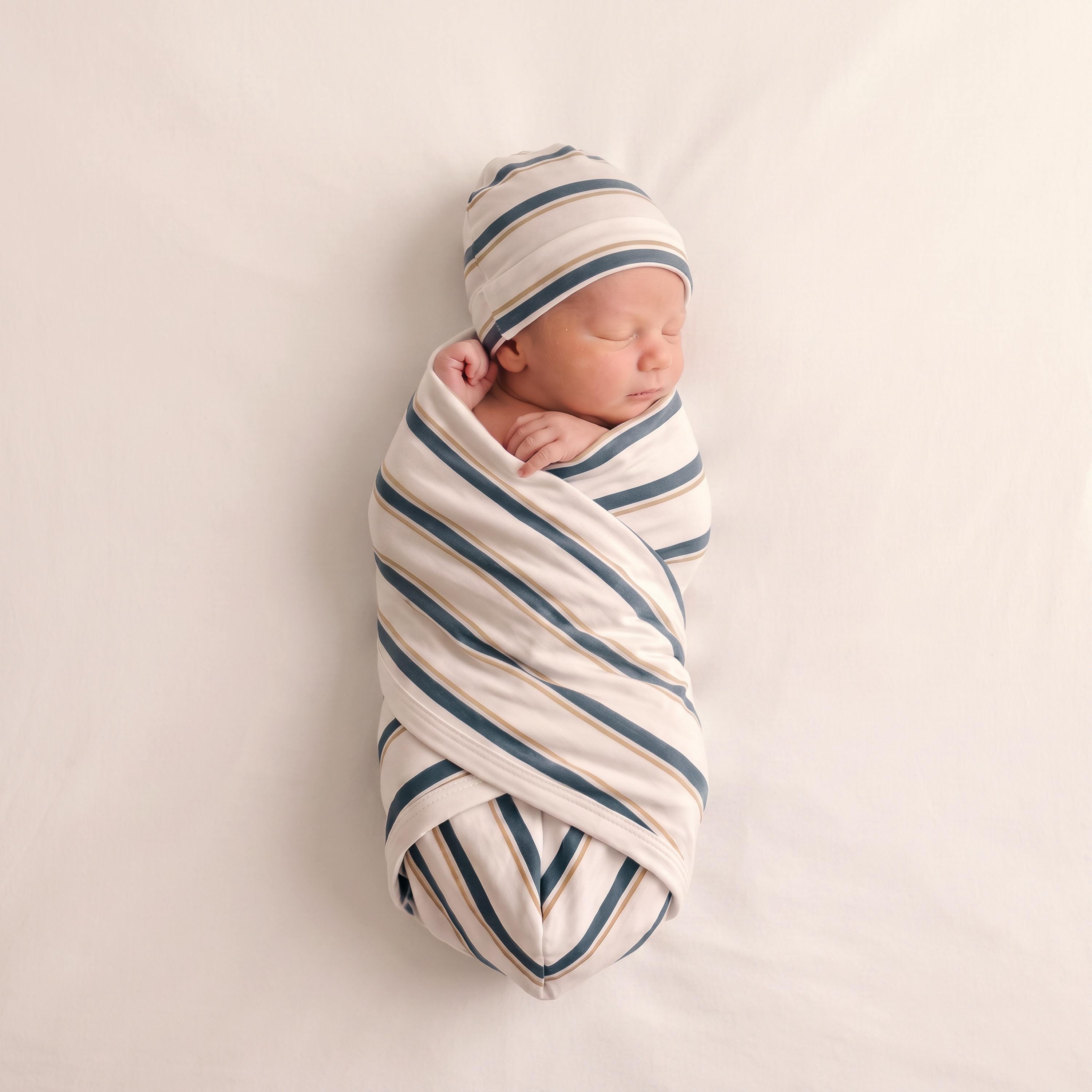 Organic Swaddle Blanket & Hat Set - Navy Stripe