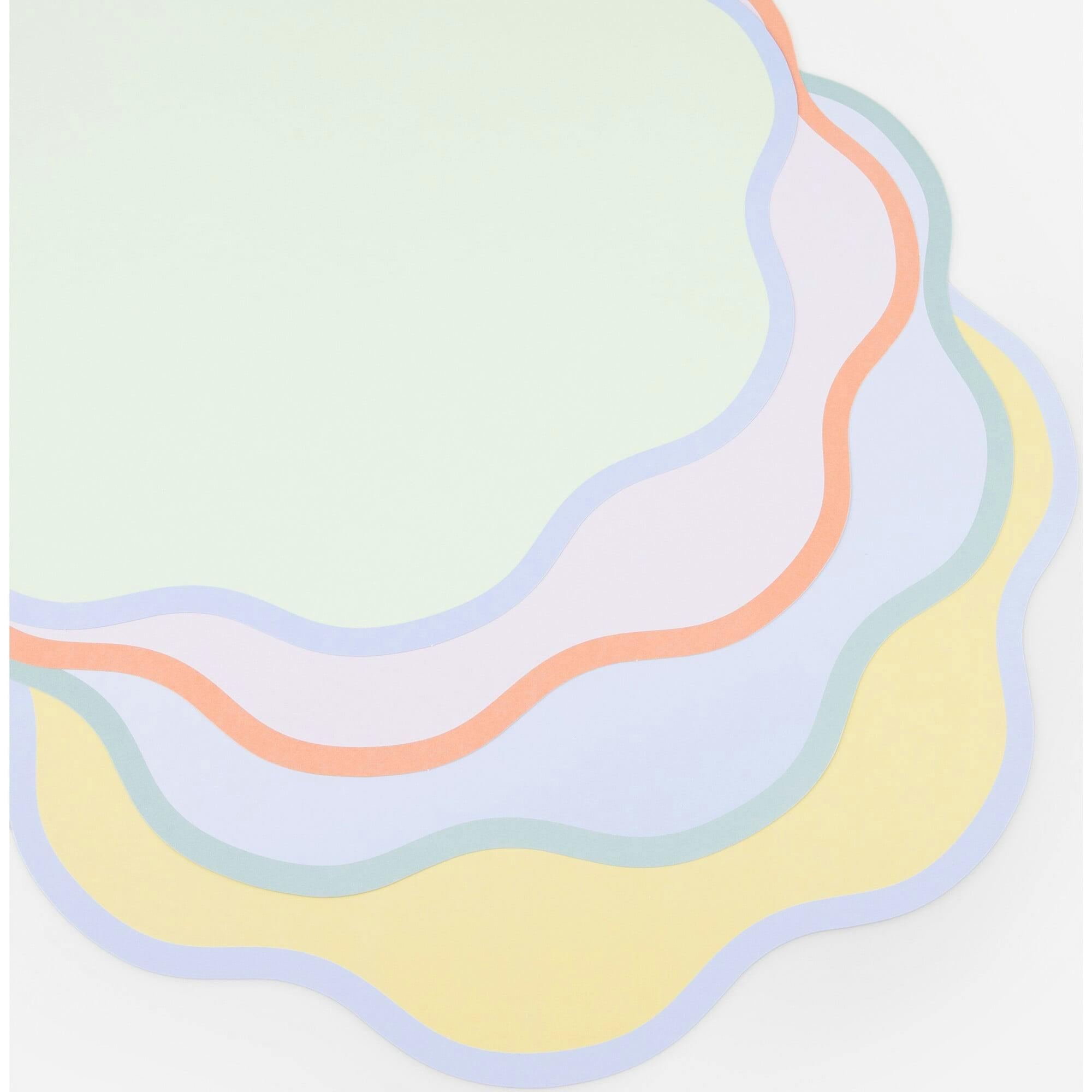 Wavy Round Paper Placemats