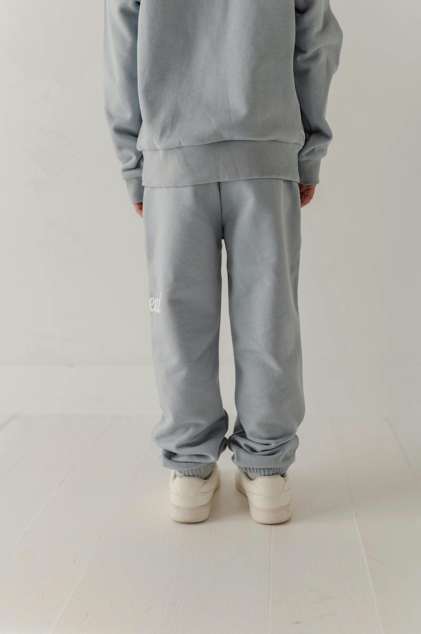 Boys Dario Graphic Sweatpants in Legend in Blue Fog