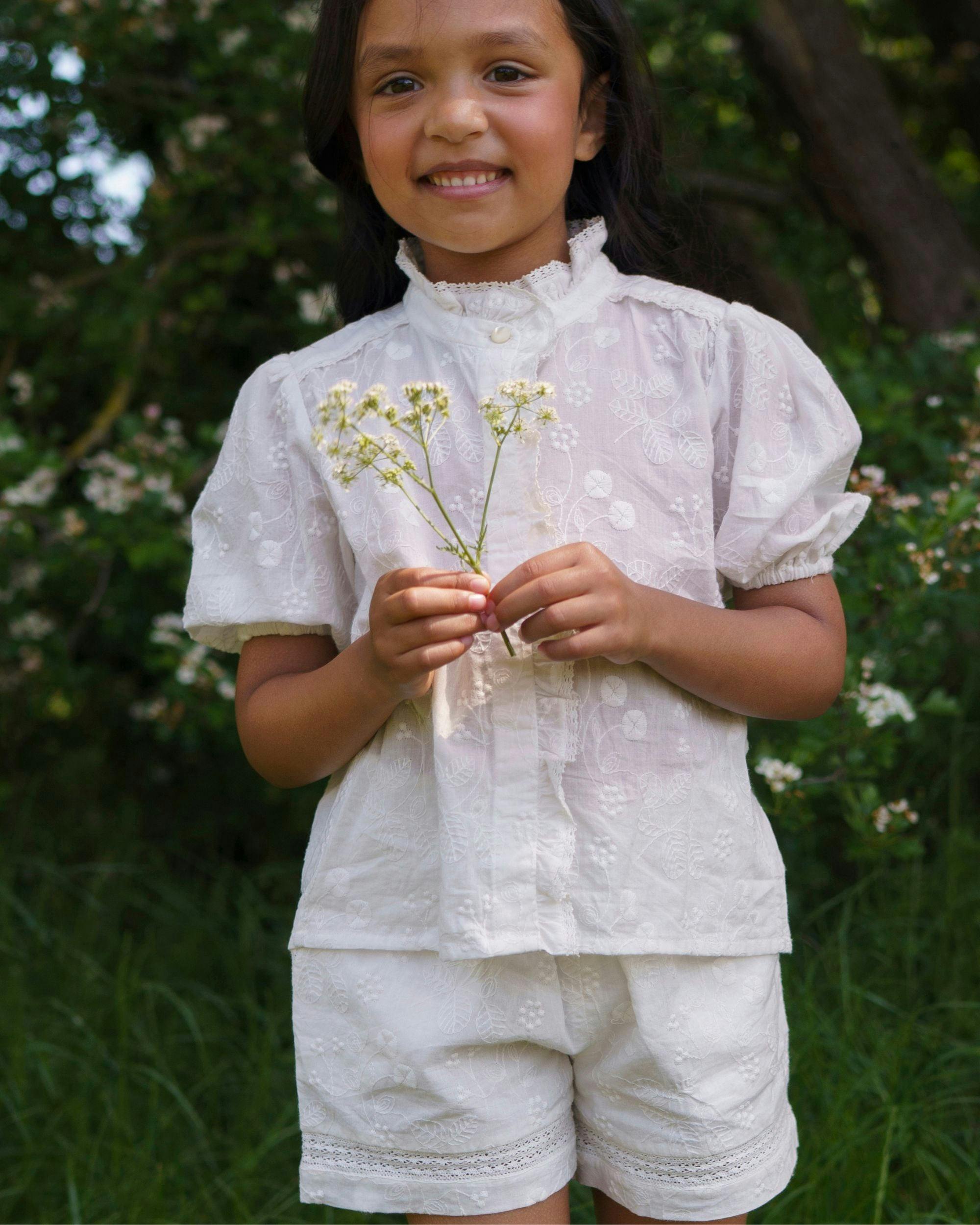 Roman Short - Ivory