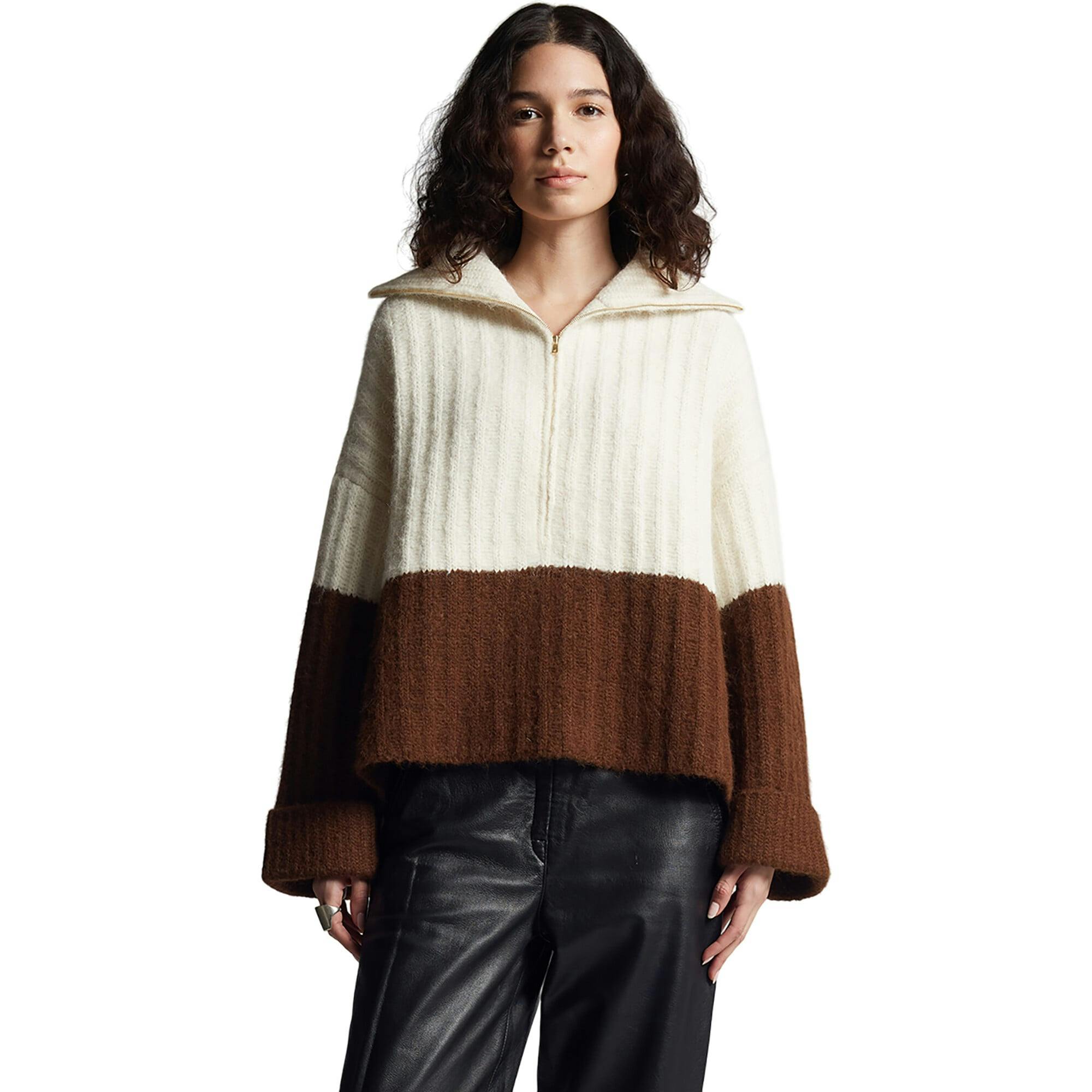 UMA COLOR-BLOCK PONCHO