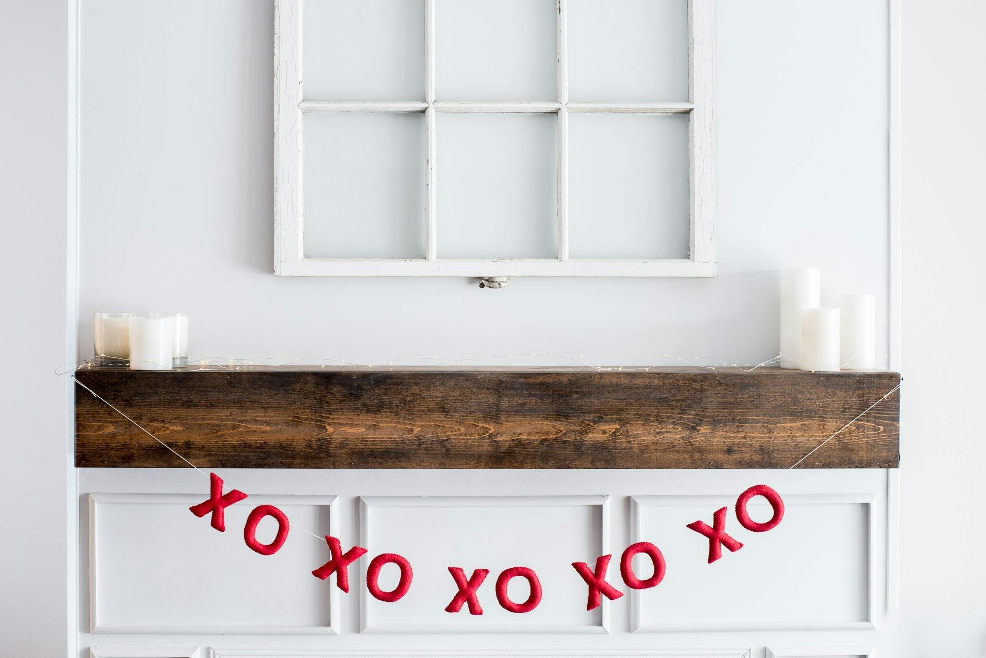 XOXO Banner (Red)