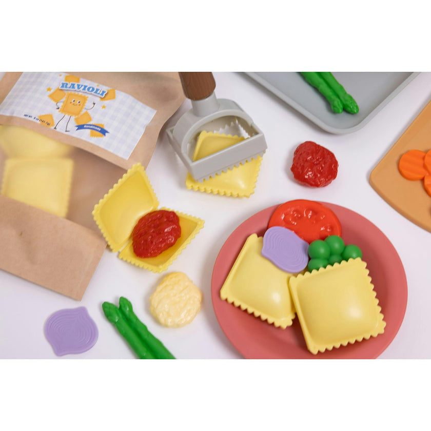 Imaginative Minds: Ravioli Cooking Set - NurtureNature